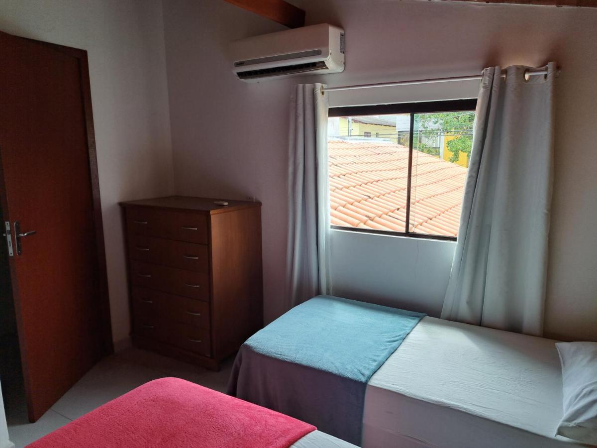 Casa 2 Quartos Бомбиньяс Экстерьер фото